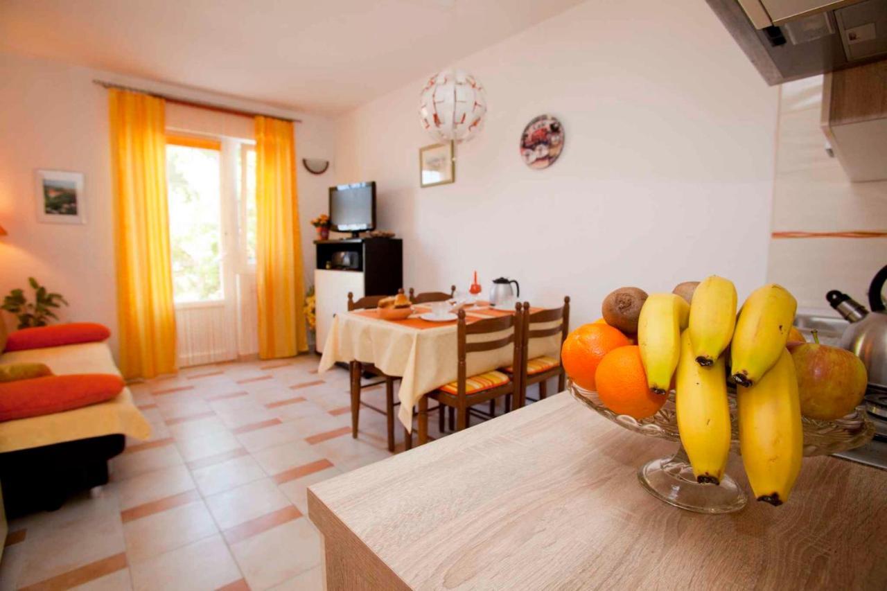 Apartment Vrbnik 8 מראה חיצוני תמונה